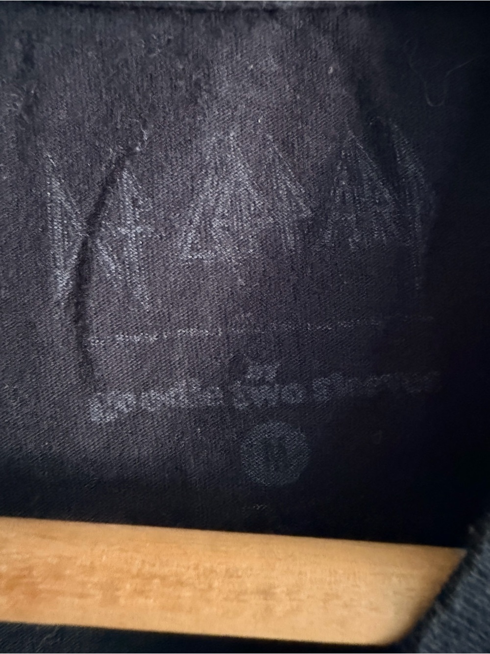 Def Leppard Animal Graphic Short Sleeve Tee - Black - Picture 2 of 3